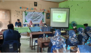 PKM UMNAW PELATIHAN CANVA